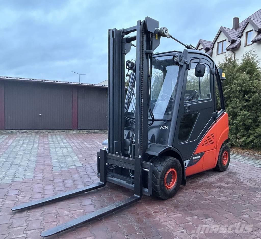 Linde H25T-02 LPG trucks