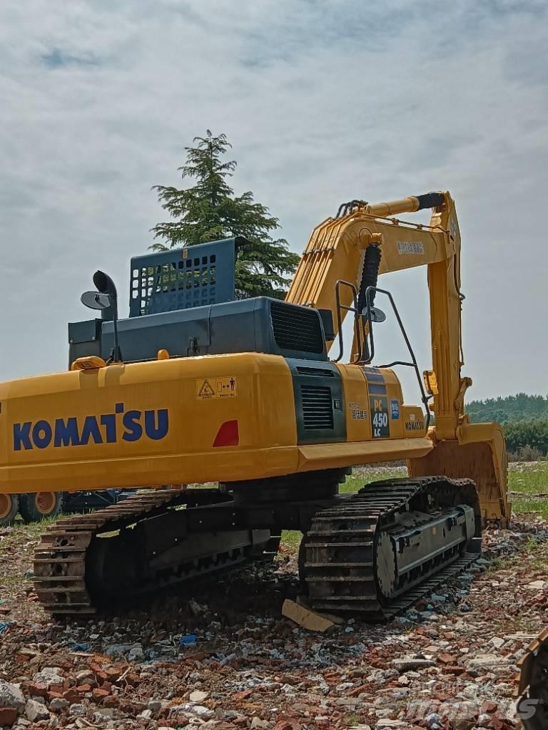 Komatsu PC 450 Crawler Excavators