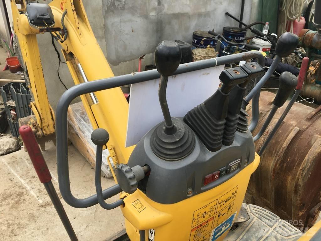 Komatsu PC 10 Mini Excavators <7t (Mini Diggers)