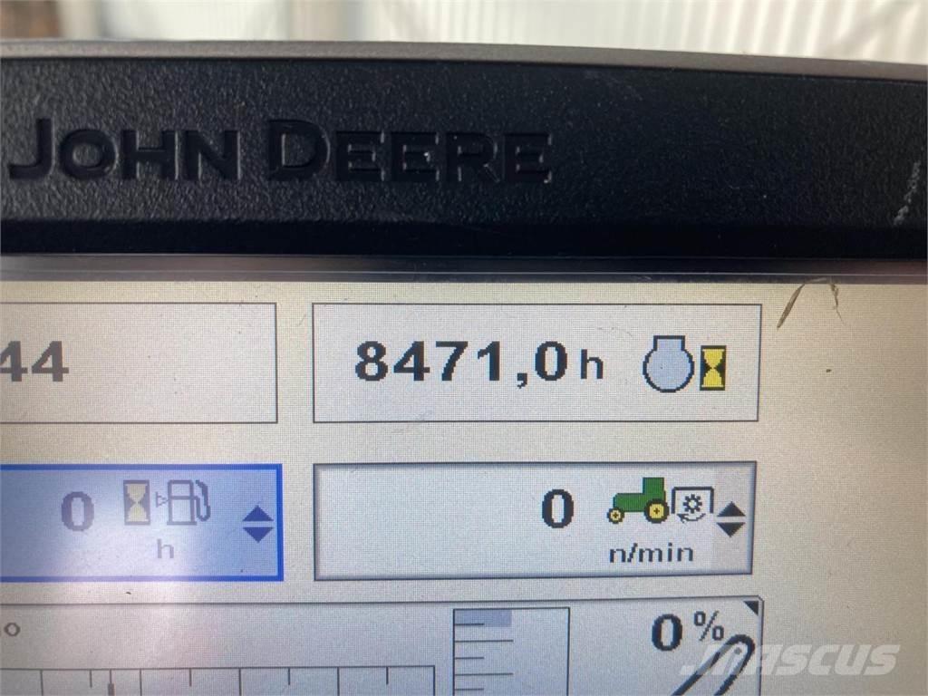John Deere 6190R Tractors