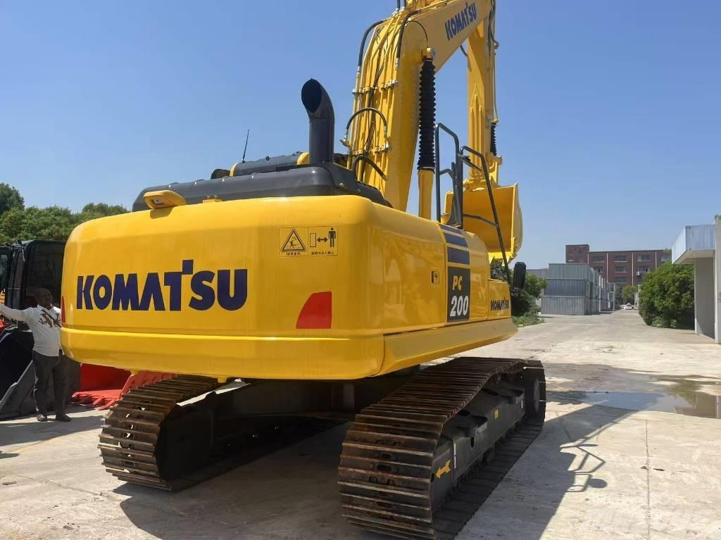 Komatsu PC 200 Crawler Excavators