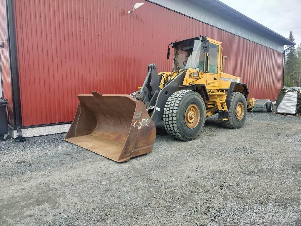 Volvo L90C Wheel Loaders
