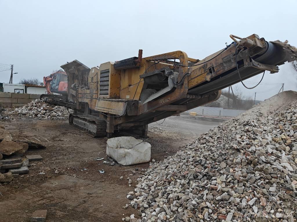 Extec C12 Mobile crushers