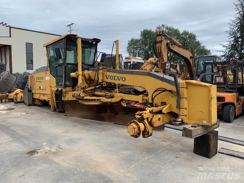Volvo G990 Motor Graders