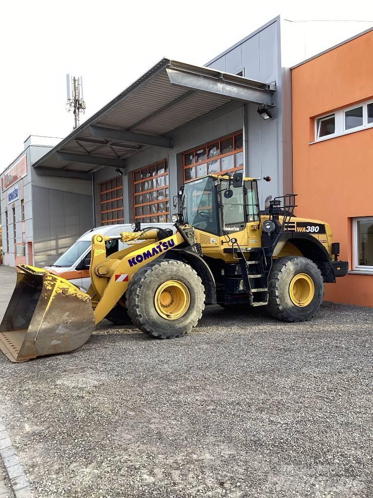 Komatsu WA380-8E0 Wheel Loaders