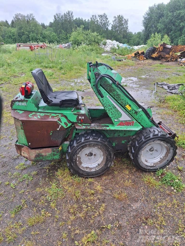 Avant 320+ Farm Equipment - Others