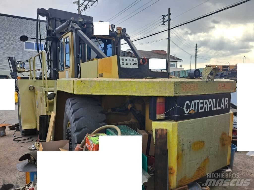CAT V 550 Diesel trucks