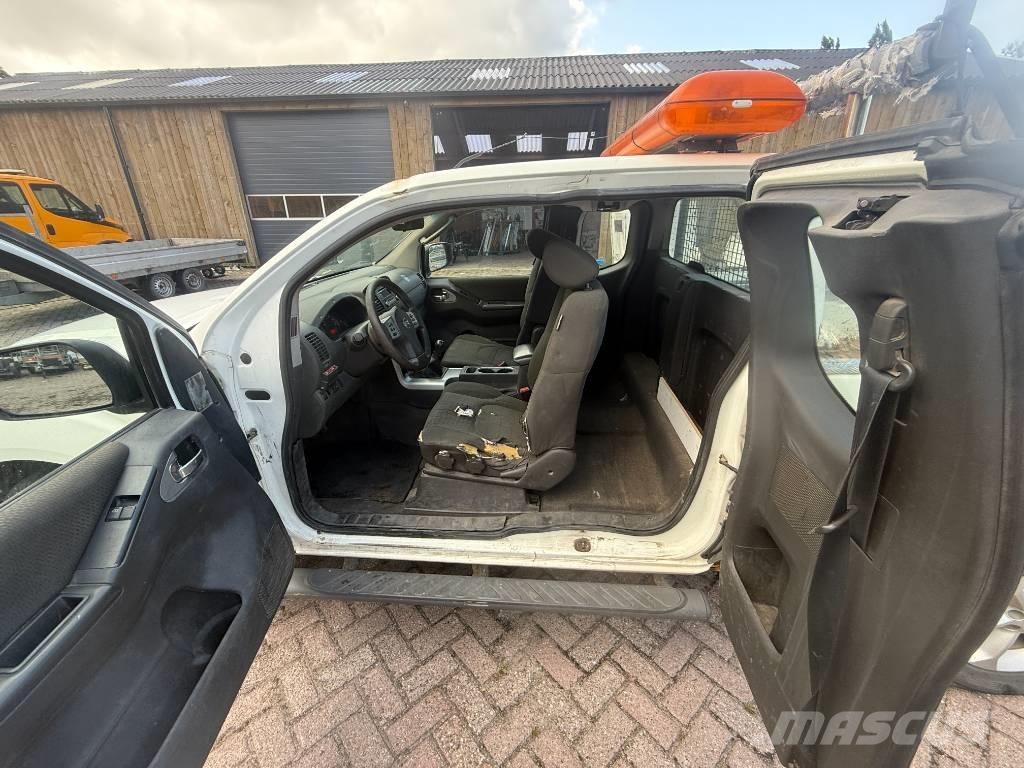 Nissan Navara Pickup Trucks
