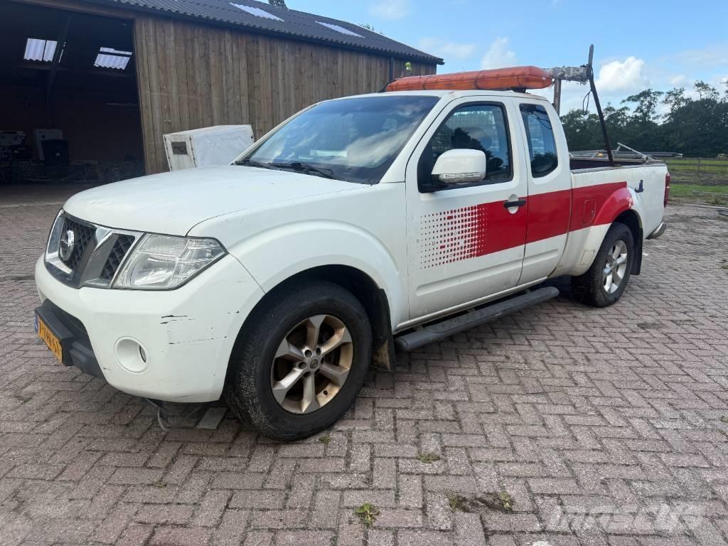 Nissan Navara Pickup Trucks