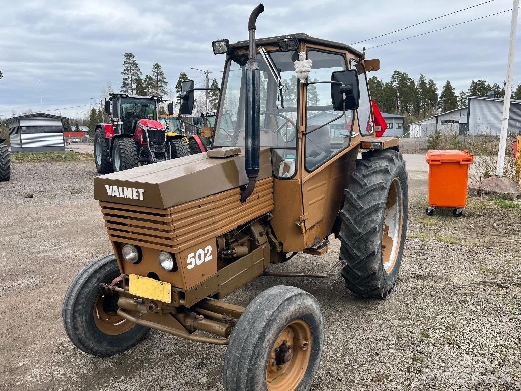 Valmet 502 Tractors