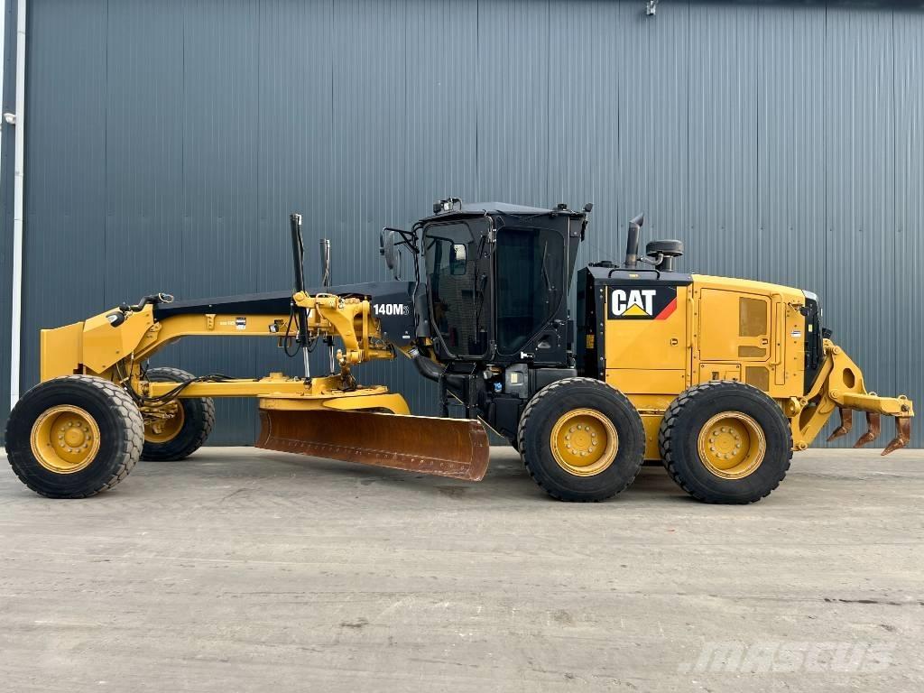 CAT 140M Motor Graders