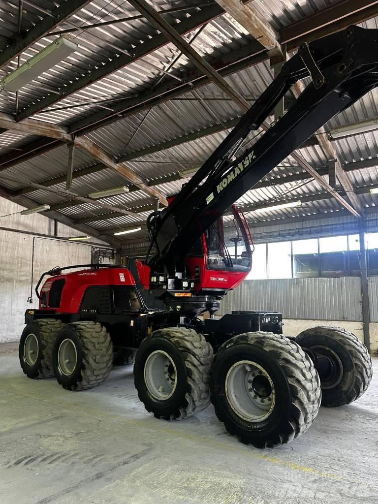 Komatsu 931 XC Harvesters