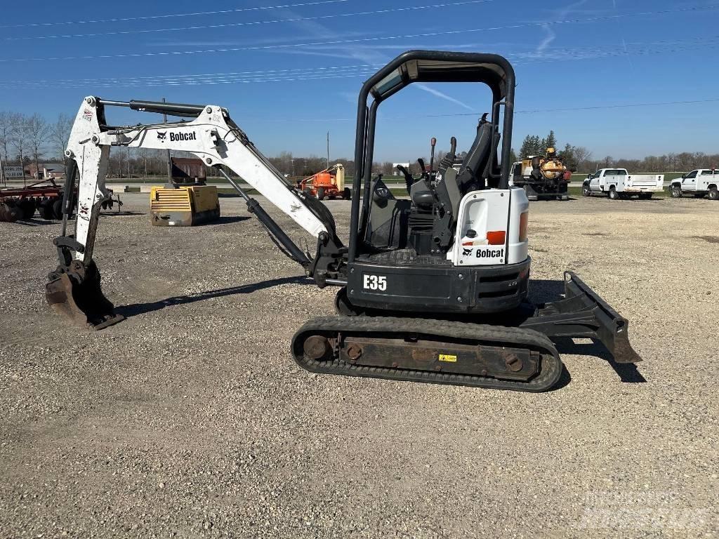 Bobcat E35 Mini Excavators <7t (Mini Diggers)