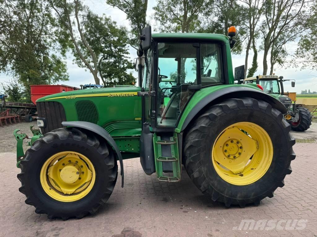 John Deere 6520 Tractors
