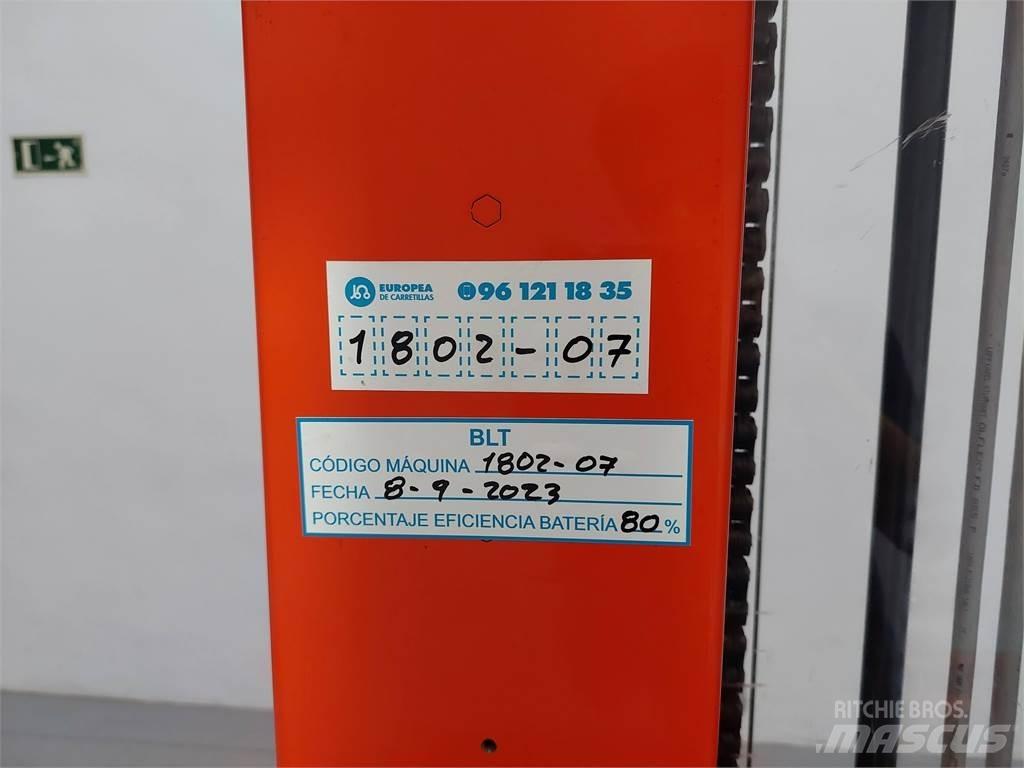 BT OME100M Medium lift order picker