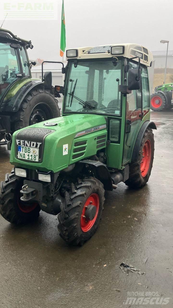 Fendt 206 v V Tractors