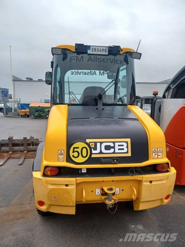 JCB 409 Telehandlers for Agriculture