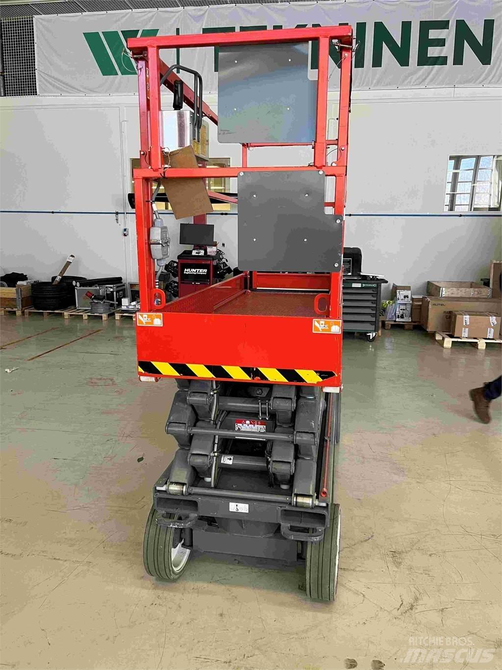 SkyJack SJ3226 Scissor Lifts