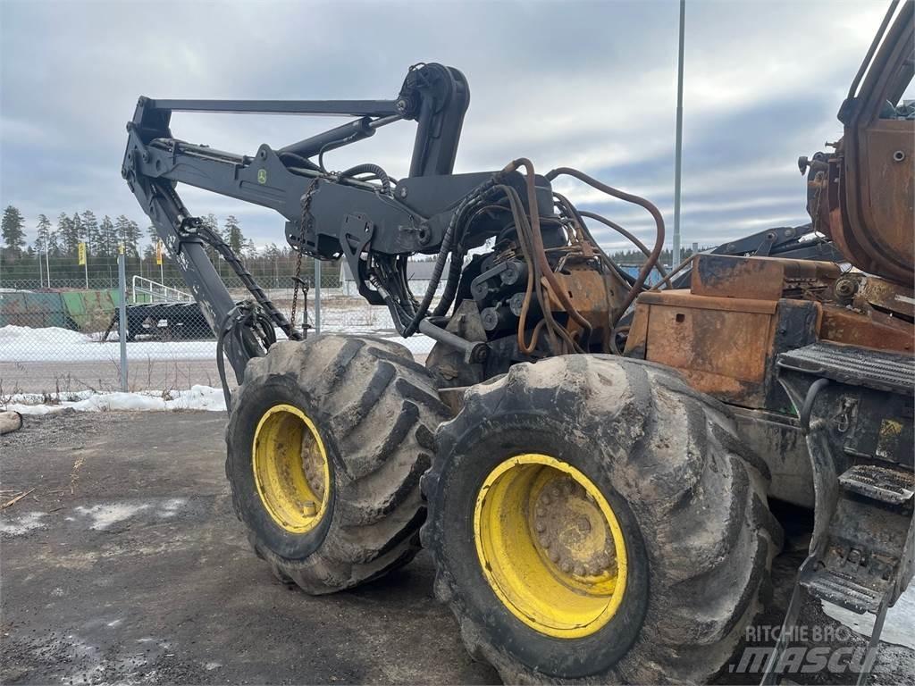 John Deere 1470E Harvesters