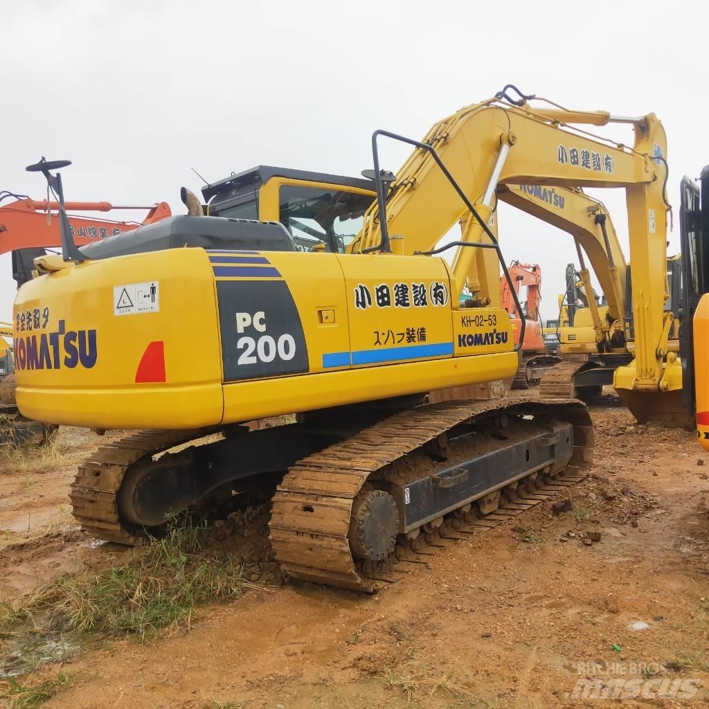 Komatsu PC200-8 Crawler Excavators