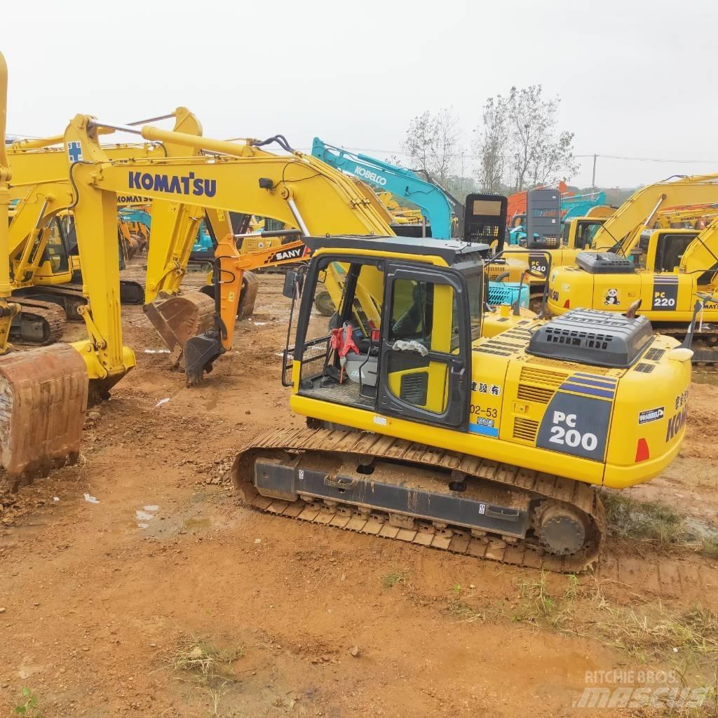Komatsu PC200-8 Crawler Excavators