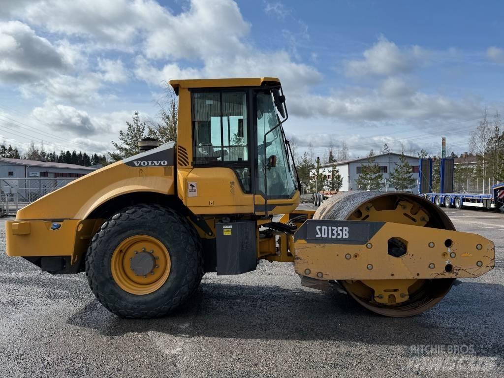 Volvo SD 135 B Single drum rollers