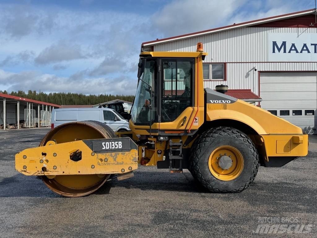 Volvo SD 135 B Single drum rollers