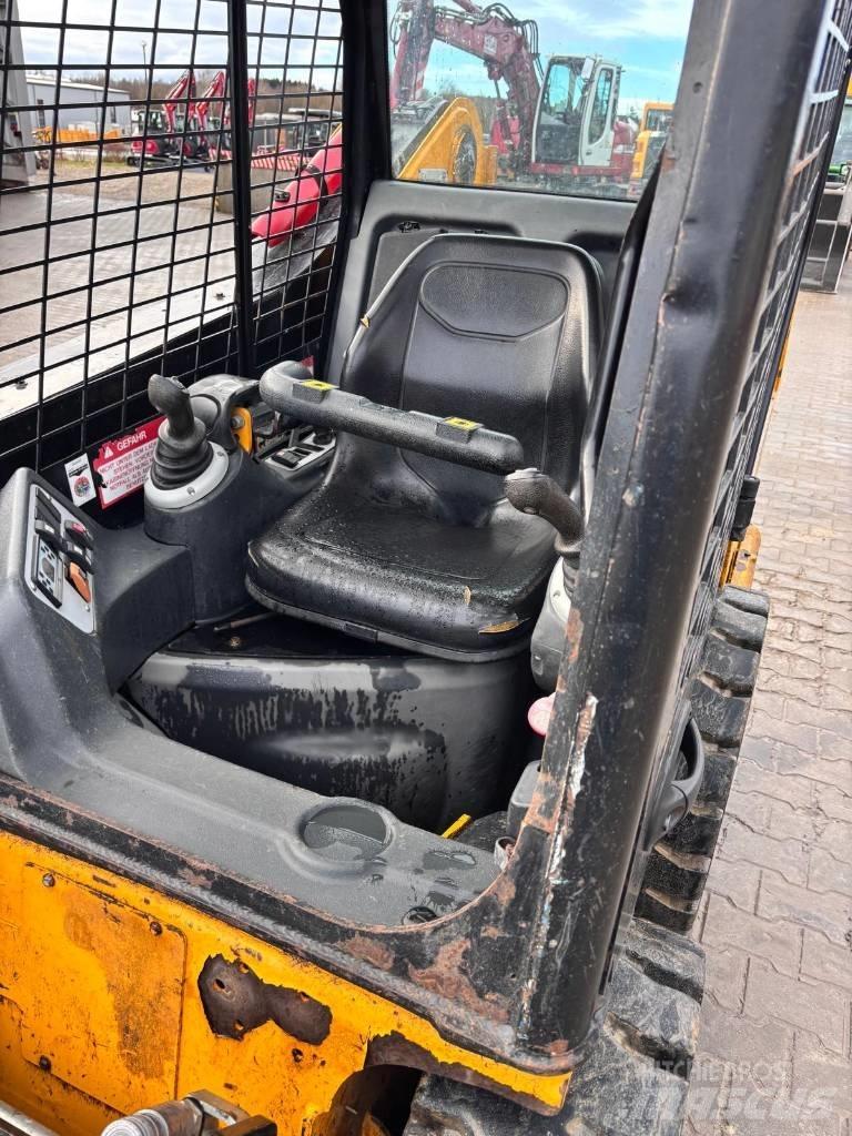 JCB 170 Skid Steer Loaders