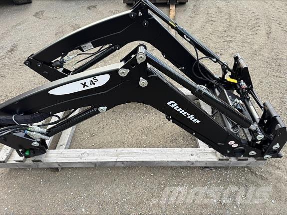 Ålø Quicke X4s Farm Equipment - Others