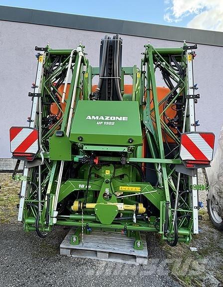 Amazone UF 1302 Self-propelled sprayers