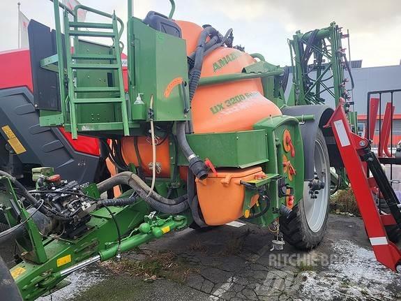 Amazone UX3200 Self-propelled sprayers
