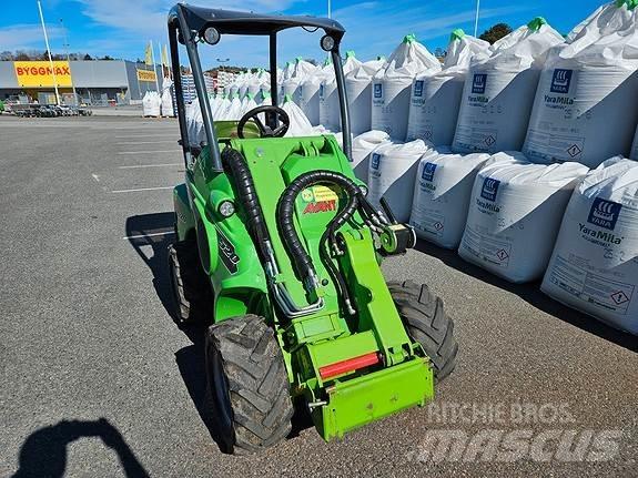 Avant 520 Farm Equipment - Others