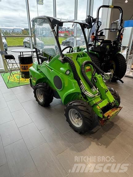 Avant 520 Skid Steer Loaders