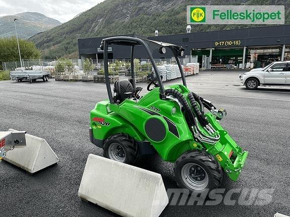 Avant 520 Skid Steer Loaders
