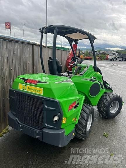 Avant 755i Skid Steer Loaders