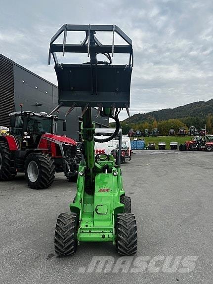 Avant R35 Farm Equipment - Others