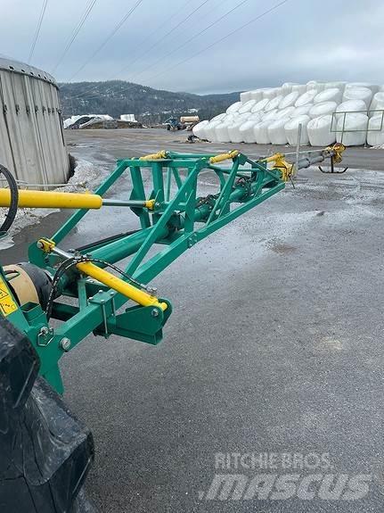  Brand B55-55 Manure spreaders