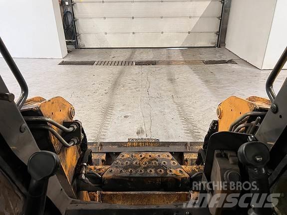 CASE 430 Skid Steer Loaders