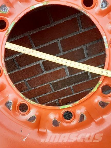 CLAAS  Tires, wheels and rims