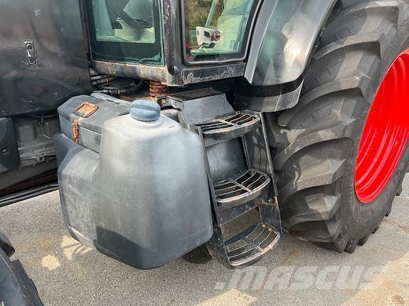 CLAAS 640 ARION Tractors