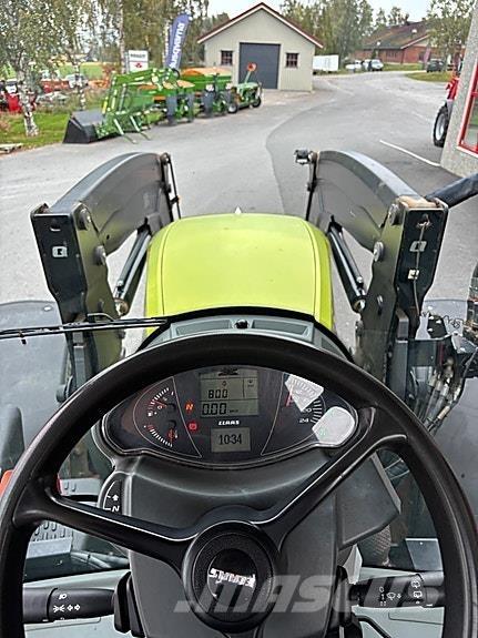 CLAAS Arion 640 Tractors