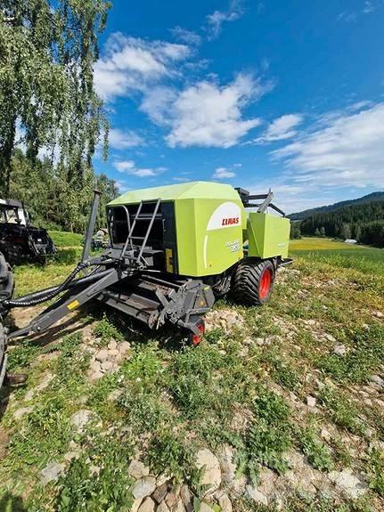 CLAAS Uniwrap 355 Round Balers