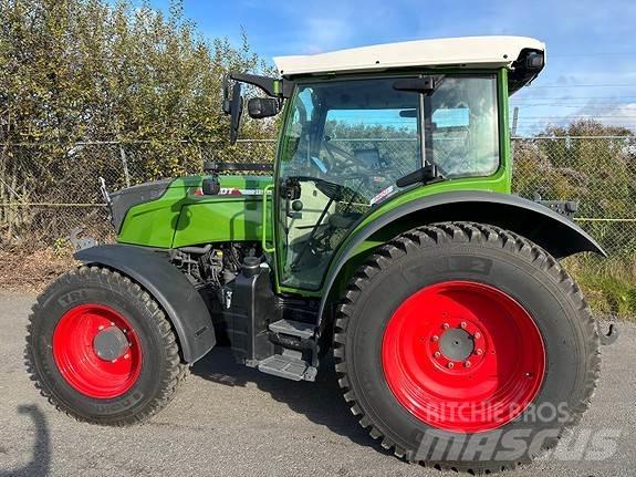 Fendt 211 Profi Tractors