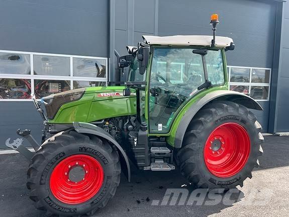 Fendt 211 Profi+ Tractors