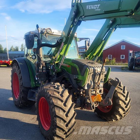 Fendt 211 Vario Tractors