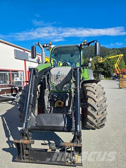 Fendt 516 Profi + Tractors