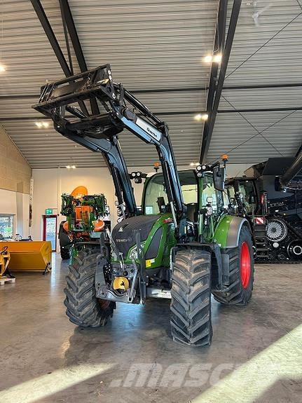 Fendt 516 VARIO Tractors