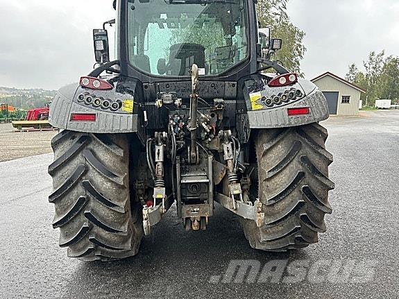 Fendt 516 VARIO Tractors