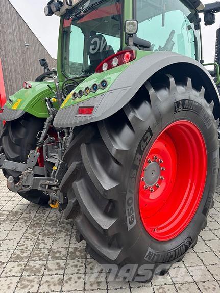 Fendt 720 S4 Tractors