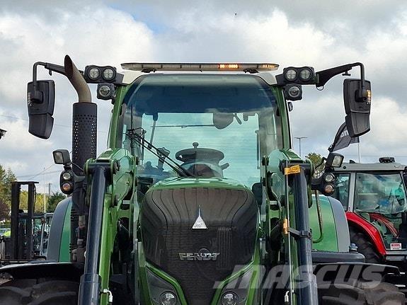 Fendt 720 Vario Tractors